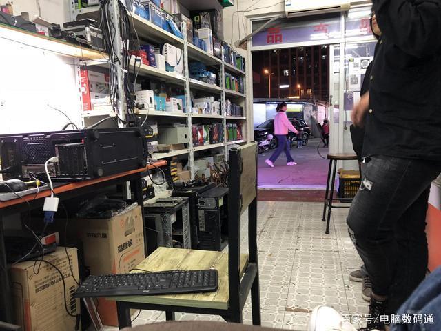 昨天给一对小夫妻组装了一台电脑,他们装机的预算十